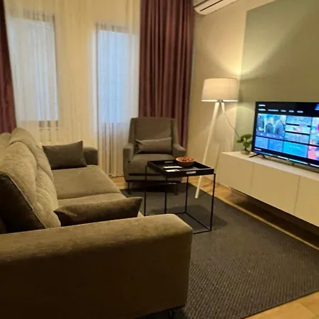 Hotel apartamentowy Comelivego Cihangir 3*