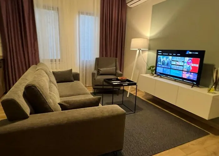 Apart Otel Comelivego Cihangir 3*