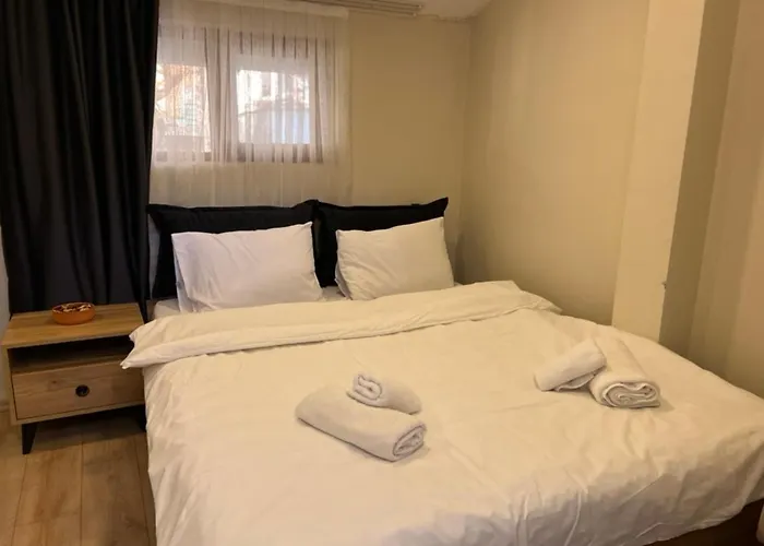 Apart Otel Comelivego Cihangir 3*