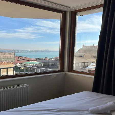 Lägenhetshotell Comelivego Cihangir 3*